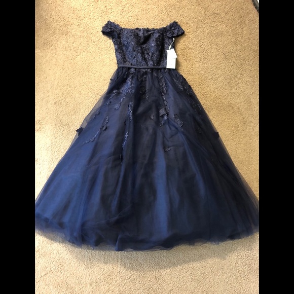 Elizabeth K GLS Formal dress New with Tags Hand Beaded prom party shoulder off - Picture 2 of 15